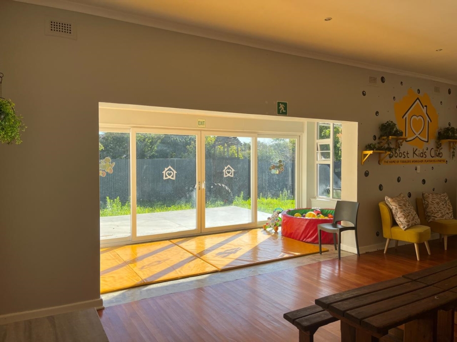 To Let commercial Property for Rent in Walmer Eastern Cape